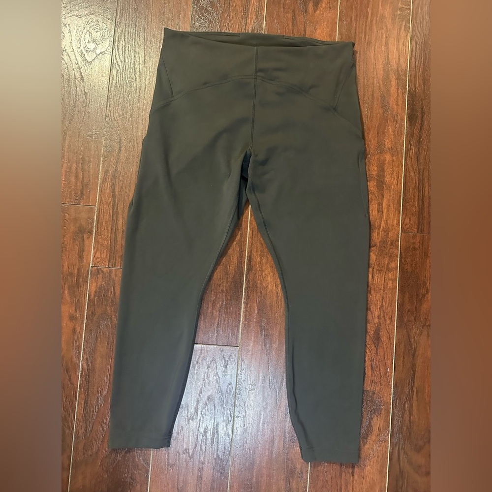Lululemon InStill Size 14 High-Rise  25" Graphite Grey